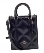 COACHコーチ）の古着「ノース サウスミニトート・パフィー ダイヤモンドキルティング」｜ブラック