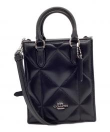 COACH（コーチ）の古着「ノース サウスミニトート・パフィー ダイヤモンドキルティング」｜ブラック