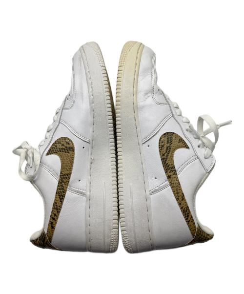 NIKE（ナイキ）NIKE (ナイキ) スニーカー ブラウン×ホワイト サイズ:28cmの古着・服飾アイテム