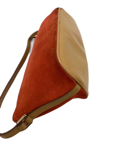 GUCCI（グッチ）GUCCI (グッチ) ワンショルダーバッグ オレンジの古着・服飾アイテム