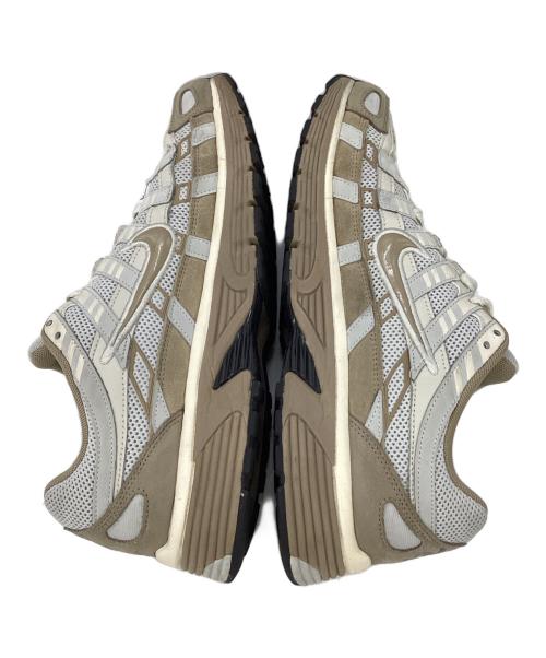NIKE（ナイキ）NIKE (ナイキ) スニーカー ベージュ サイズ:29cmの古着・服飾アイテム