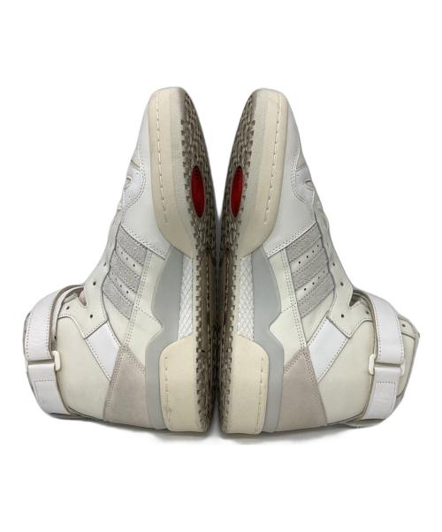 adidas（アディダス）adidas (アディダス) スニーカー ホワイト サイズ:29cmの古着・服飾アイテム