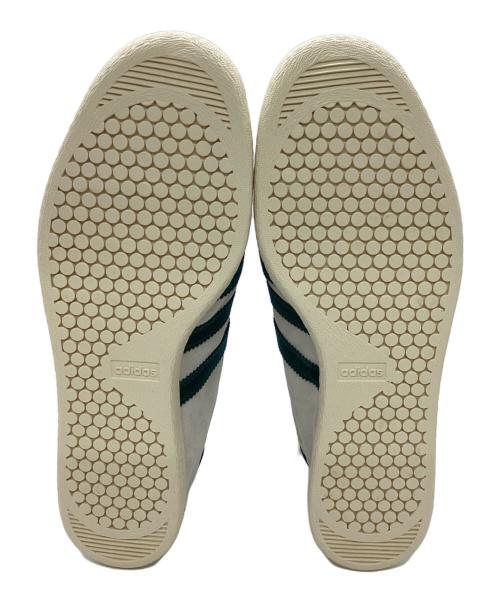 adidas（アディダス）adidas (アディダス) スニーカー/タバコ グリーン×アイボリー サイズ:27.5cmの古着・服飾アイテム