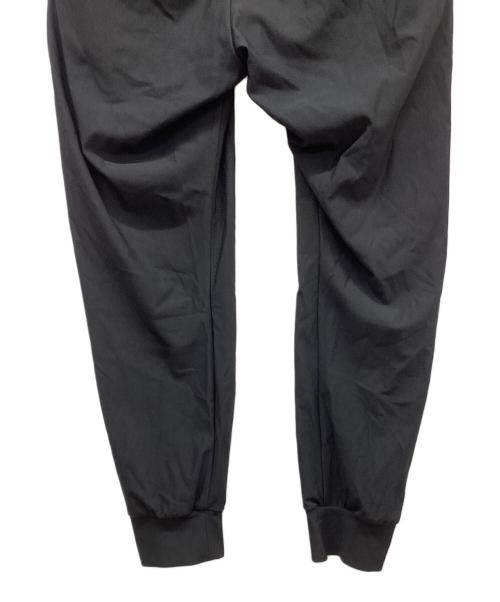 ATTACHMENT（アタッチメント）ATTACHMENT (アタッチメント) ドライマスターツイルジョガーパンツ ブラック サイズ:Mの古着・服飾アイテム
