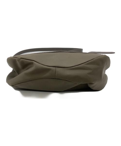 MARC JACOBS（マークジェイコブズ）MARC JACOBS (マークジェイコブス) ショルダーバッグ ブラウンの古着・服飾アイテム