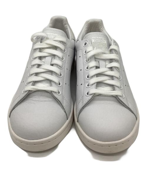 adidas（アディダス）adidas (アディダス) スニーカー ホワイト サイズ:24.5の古着・服飾アイテム