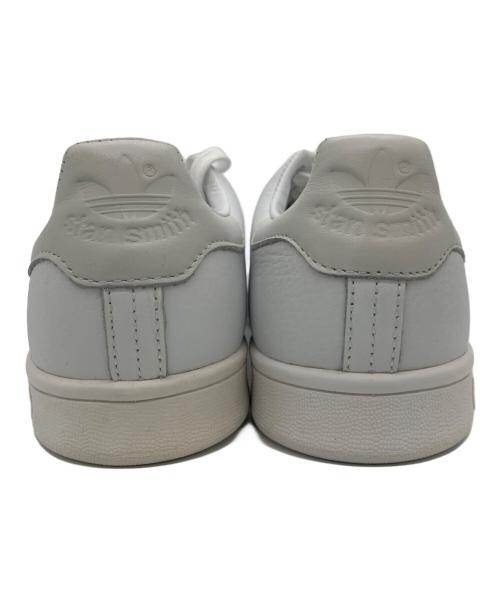 adidas（アディダス）adidas (アディダス) スニーカー ホワイト サイズ:24.5の古着・服飾アイテム