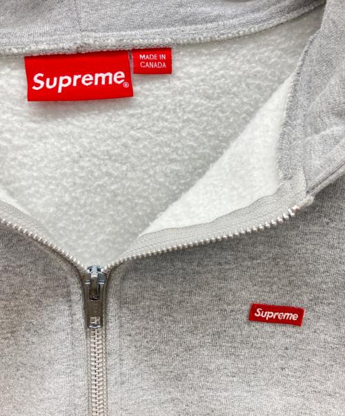 SUPREME（シュプリーム）SUPREME (シュプリーム) スモールボックスロゴフーディ グレー サイズ:Mediumの古着・服飾アイテム