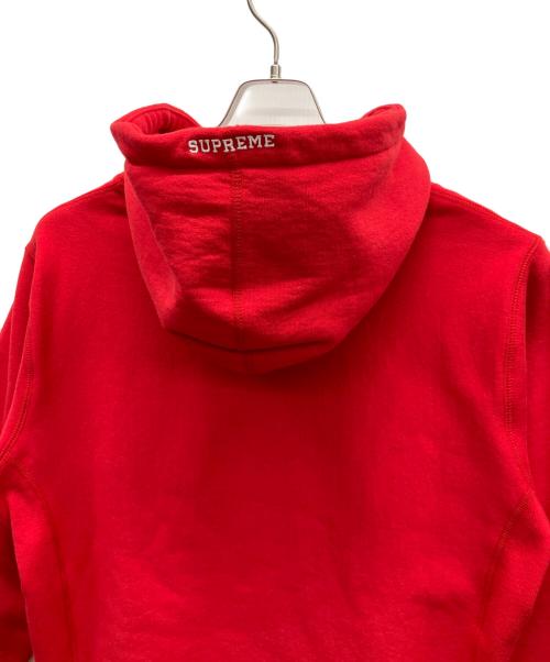 SUPREME（シュプリーム）Supreme (シュプリーム) ロゴフーディ レッド サイズ:Mの古着・服飾アイテム