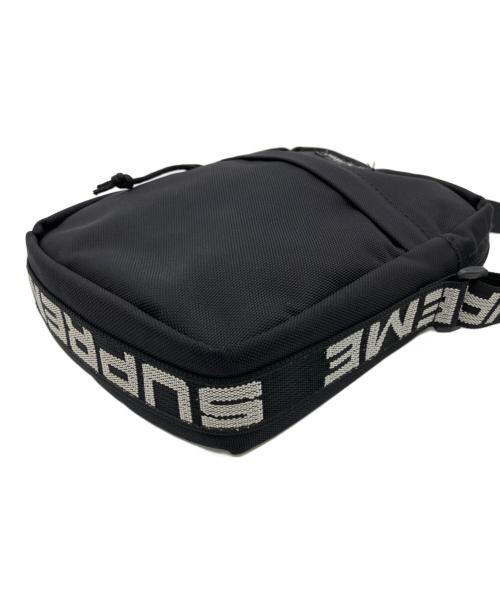 SUPREME（シュプリーム）Supreme (シュプリーム) ショルダーバッグ ブラックの古着・服飾アイテム