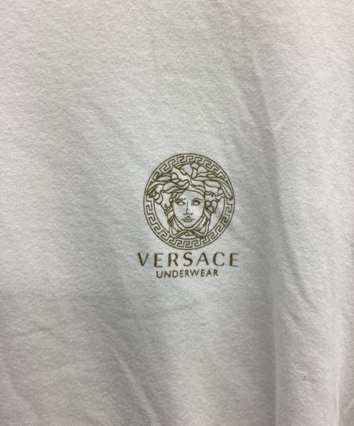 VERSACE（ヴェルサーチェ）VERSACE (ヴェルサーチェ) 長袖カットソー ホワイト サイズ:Sの古着・服飾アイテム