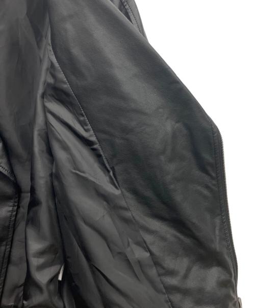 FAVCLO（-）FAVCLO (-) レザージャケット ブラック サイズ:Mの古着・服飾アイテム
