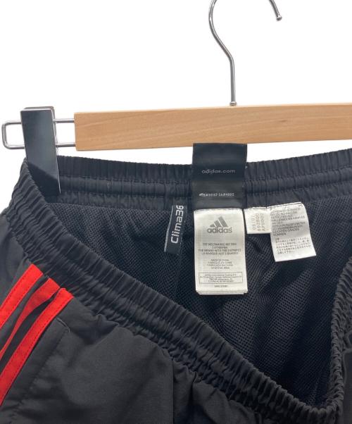 adidas（アディダス）adidas (アディダス) パンツ レッド×ブラック サイズ:Mの古着・服飾アイテム