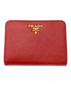 PRADAプラダ）の古着「2つ折り財布」｜レッド
