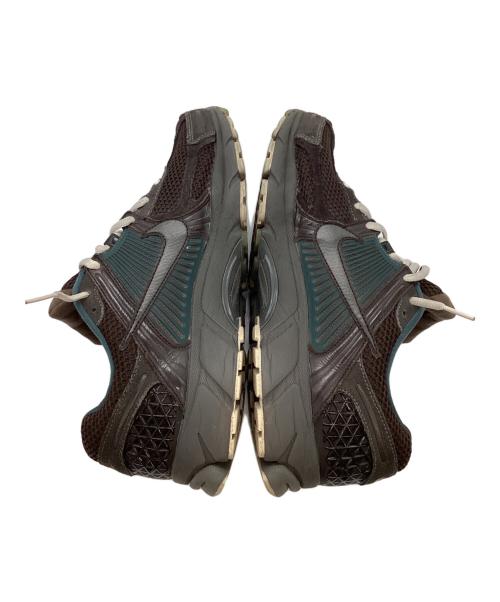 NIKE（ナイキ）NIKE (ナイキ) ローカットスニーカー ブラウン×グリーン サイズ:28cmの古着・服飾アイテム