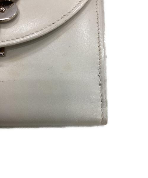 BVLGARI（ブルガリ）BVLGARI (ブルガリ) 2つ折り財布 アイボリーの古着・服飾アイテム