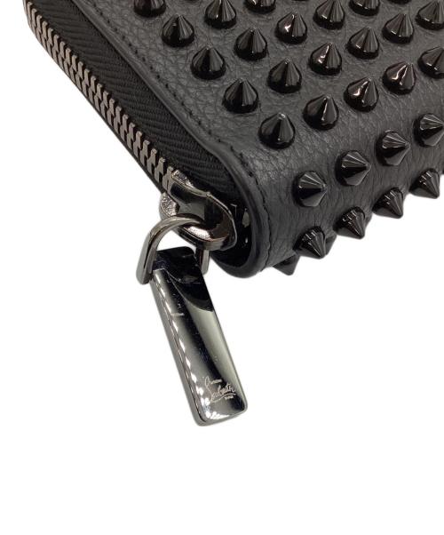 Christian Louboutin（クリスチャン・ルブタン）Christian Louboutin (クリスチャン・ルブタン) ラウンドファスナー財布 ブラックの古着・服飾アイテム