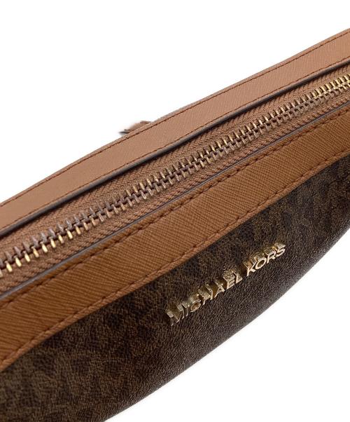 MICHAEL KORS（マイケル・コース）MICHAEL KORS (マイケルコース) ショルダーバッグ ブラウンの古着・服飾アイテム