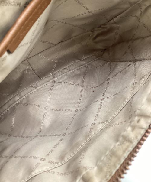 MICHAEL KORS（マイケル・コース）MICHAEL KORS (マイケルコース) ショルダーバッグ ブラウンの古着・服飾アイテム