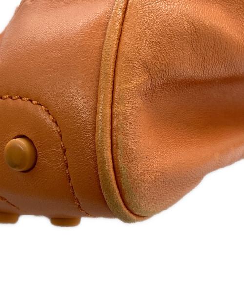 TOD'S（トッズ）TOD'S (トッズ) ワンショルダーバッグ オレンジの古着・服飾アイテム