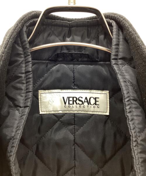 VERSACE（ヴェルサーチェ）VERSACE (ヴェルサーチェ) コート ブラック サイズ:Lの古着・服飾アイテム