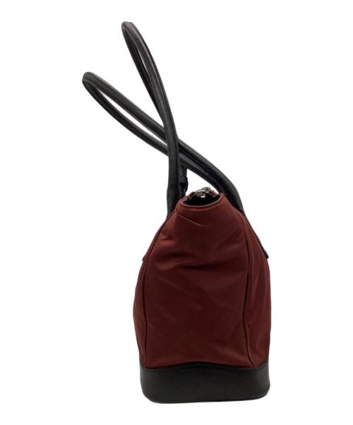 PRADA（プラダ）PRADA (プラダ) ナイロンショルダーバッグ レッドの古着・服飾アイテム