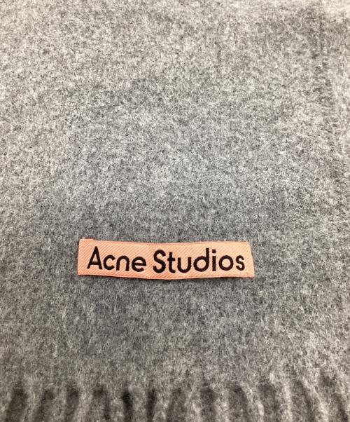 Acne studios（アクネ ストゥディオズ）Acne studios (アクネ ストゥディオス) マフラー グレーの古着・服飾アイテム