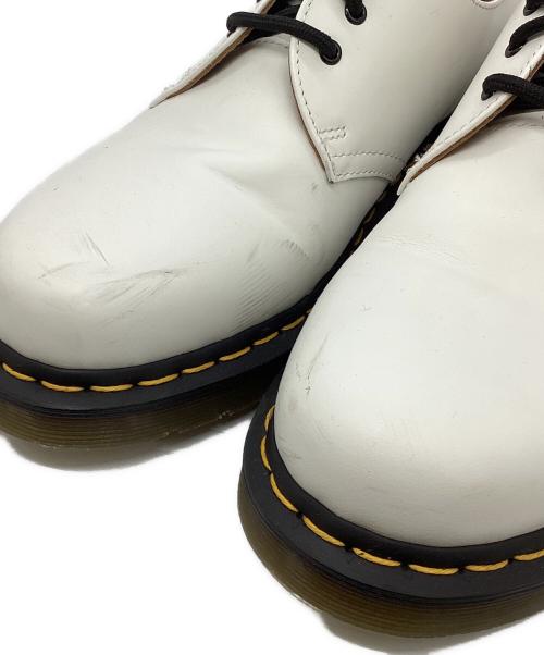 Dr.Martens（ドクターマーチン）Dr.Martens (ドクターマーチン) ３ホールシューズ ホワイト サイズ:UK7の古着・服飾アイテム