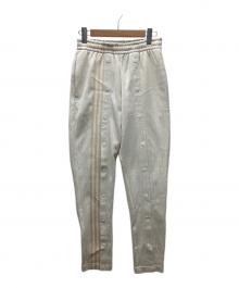 adidas（アディダス）の古着「トラックパンツ」｜ベージュ×ホワイト