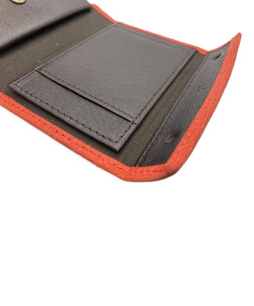 エムピウ m+（エムピウ）エムピウ m+ (エムピウ) 2つ折り財布 レッドの古着・服飾アイテム
