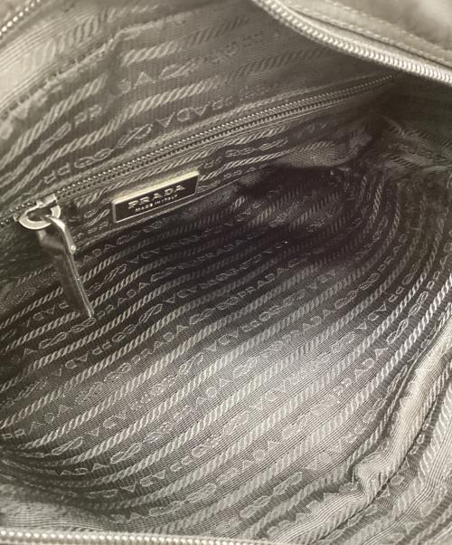 PRADA（プラダ）PRADA (プラダ) ナイロンショルダーバッグ ブラックの古着・服飾アイテム