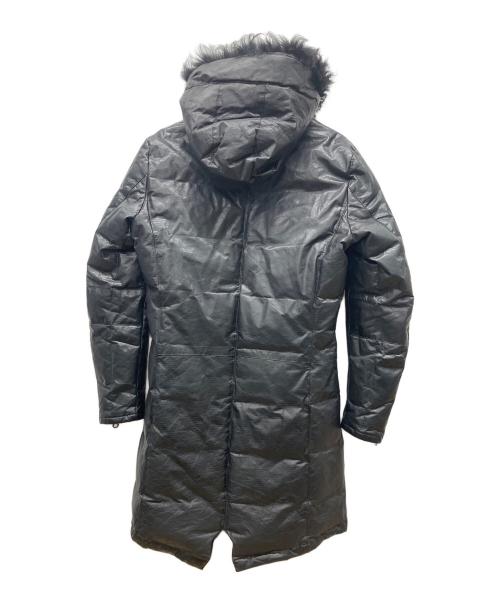 ISAMU KATAYAMA BACKLASH（イサムカタヤマ・バックラッシュ）ISAMU KATAYAMA BACKLASH (イサムカタヤマ・バックラッシュ) レザーダウンコート ブラック サイズ:2の古着・服飾アイテム