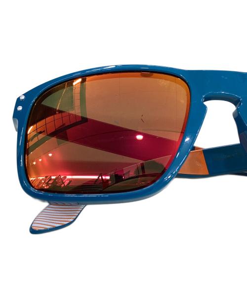 OAKLEY（オークリー）OAKLEY (オークリー) サングラス ブルーの古着・服飾アイテム