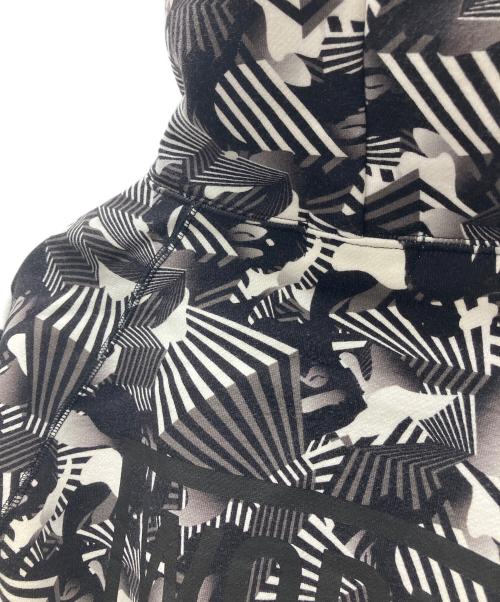 A BATHING APE（ア ベイシング エイプ）A BATHING APE (ア ベイシング エイプ) パーカー ブラック×ホワイト サイズ:Mの古着・服飾アイテム