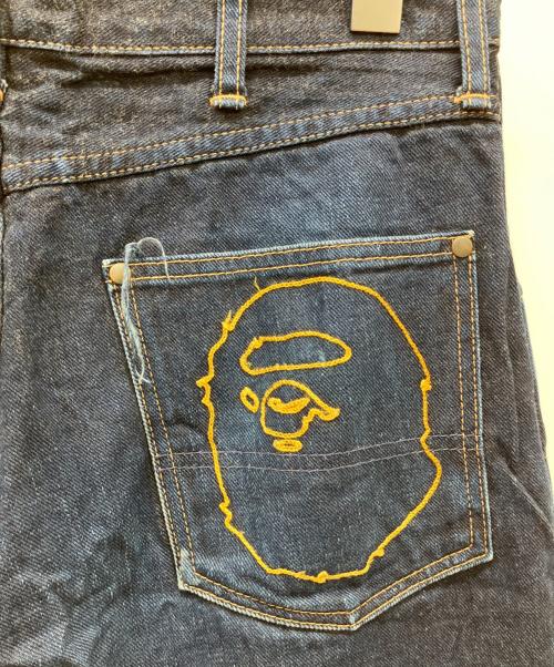 A BATHING APE（ア ベイシング エイプ）A BATHING APE (ア ベイシング エイプ) デニムパンツ インディゴ サイズ:Mの古着・服飾アイテム