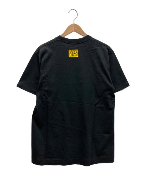 A BATHING APE（ア ベイシング エイプ）A BATHING APE (ア ベイシング エイプ) KAWS (カウズ) 半袖カットソー ブラック サイズ:Mの古着・服飾アイテム