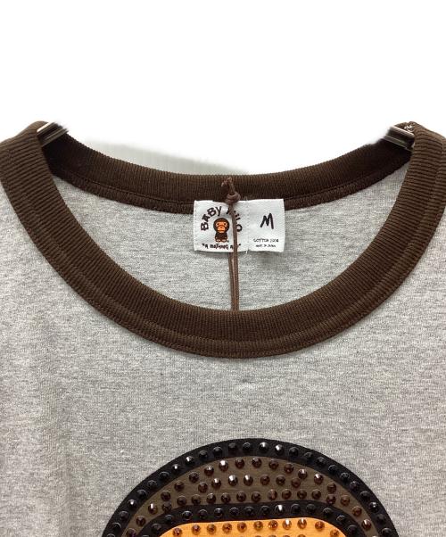 A BATHING APE（ア ベイシング エイプ）A BATHING APE (ア ベイシング エイプ) BABY MiLO (ベビーマイロ) 半袖カットソー グレー×ブラウン サイズ:M 未使用品の古着・服飾アイテム