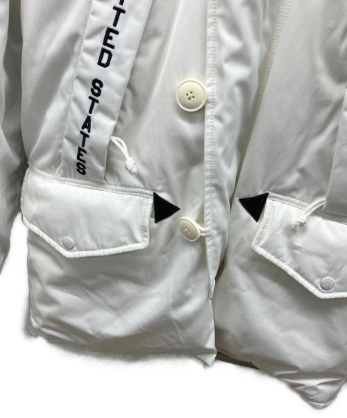 AVIREX（アヴィレックス）AVIREX (アヴィレックス) 中綿ジャケット ホワイト サイズ:Mの古着・服飾アイテム