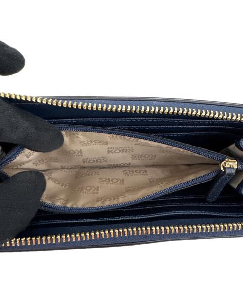 MICHAEL KORS（マイケル・コース）MICHAEL KORS (マイケル・コース) 長財布 ネイビーの古着・服飾アイテム
