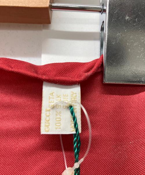 GUCCI（グッチ）GUCCI (グッチ) シルクスカーフ マルチカラーの古着・服飾アイテム