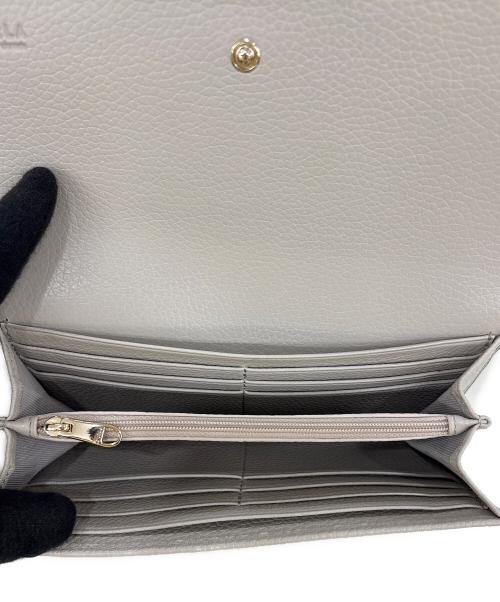FURLA（フルラ）FURLA (フルラ) 長財布 ベージュの古着・服飾アイテム