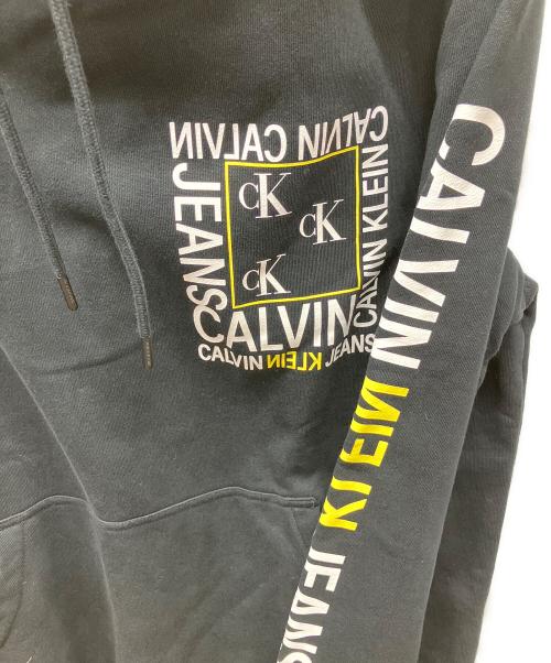Calvin Klein Jeans（カルバンクラインジーンズ）Calvin Klein Jeans (カルバンクラインジーンズ) パーカー ブラック サイズ:Lの古着・服飾アイテム