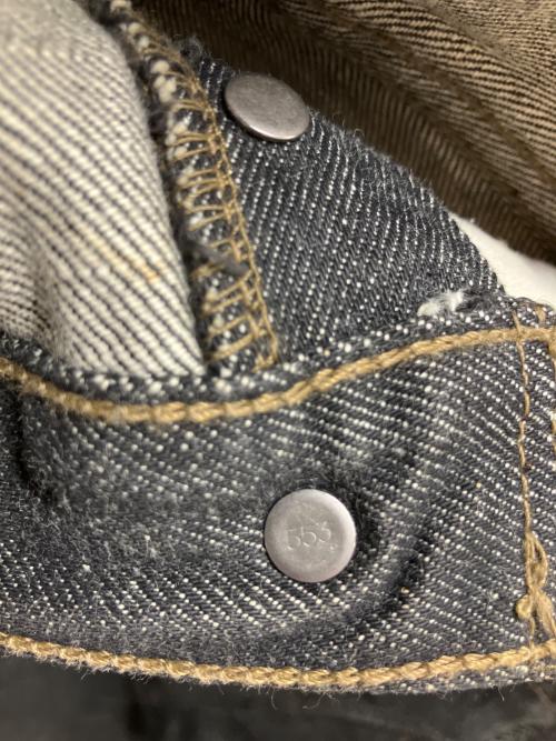 LEVI'S（リーバイス）LEVI'S (リーバイス) デニムパンツ ブラック サイズ:W28の古着・服飾アイテム