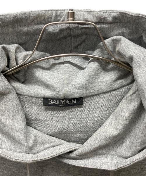 BALMAIN（バルマン）BALMAIN (バルマン) プルオーバーパーカー グレー サイズ:Mの古着・服飾アイテム