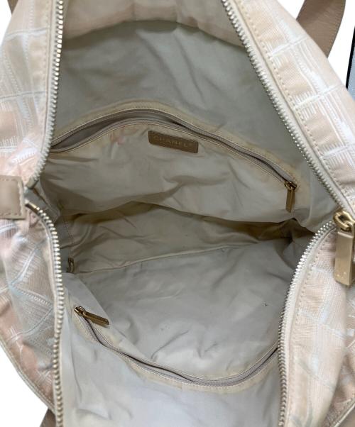CHANEL（シャネル）CHANEL (シャネル) トートバッグ/ニュートラベルライン ベージュの古着・服飾アイテム