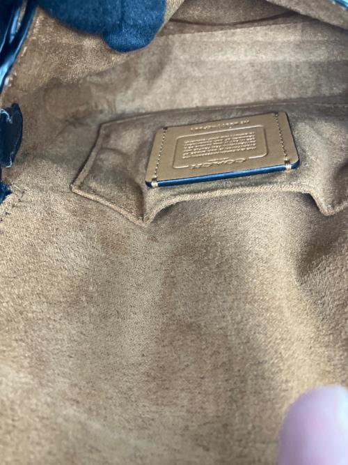 COACH（コーチ）COACH (コーチ) ショルダーポーチ ブラックの古着・服飾アイテム