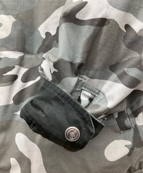 HARLEY-DAVIDSON（ハーレーダビッドソン）HARLEY-DAVIDSON (ハーレーダビッドソン) リバーシブルダウンジャケット ブラック サイズ:Lの古着・服飾アイテム