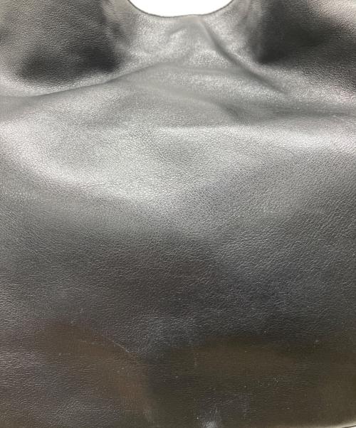 GUCCI（グッチ）GUCCI (グッチ) ワンショルダーバッグ ブラックの古着・服飾アイテム