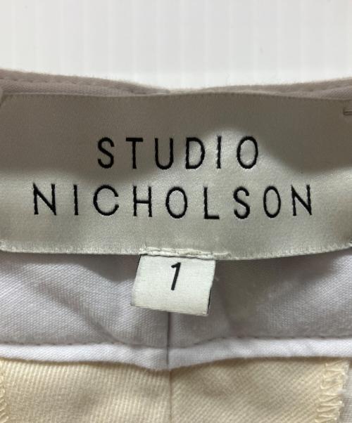 STUDIO NICHOLSON（スタジオ ニコルソン）STUDIO NICHOLSON (スタジオ ニコルソン) パンツ アイボリー サイズ:1の古着・服飾アイテム