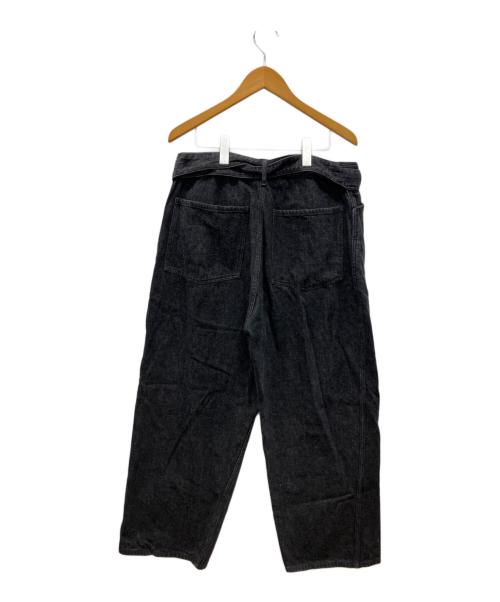 COMOLI（コモリ）COMOLI (コモリ) ベルテッドパンツデニムパンツ ブラック サイズ:3の古着・服飾アイテム